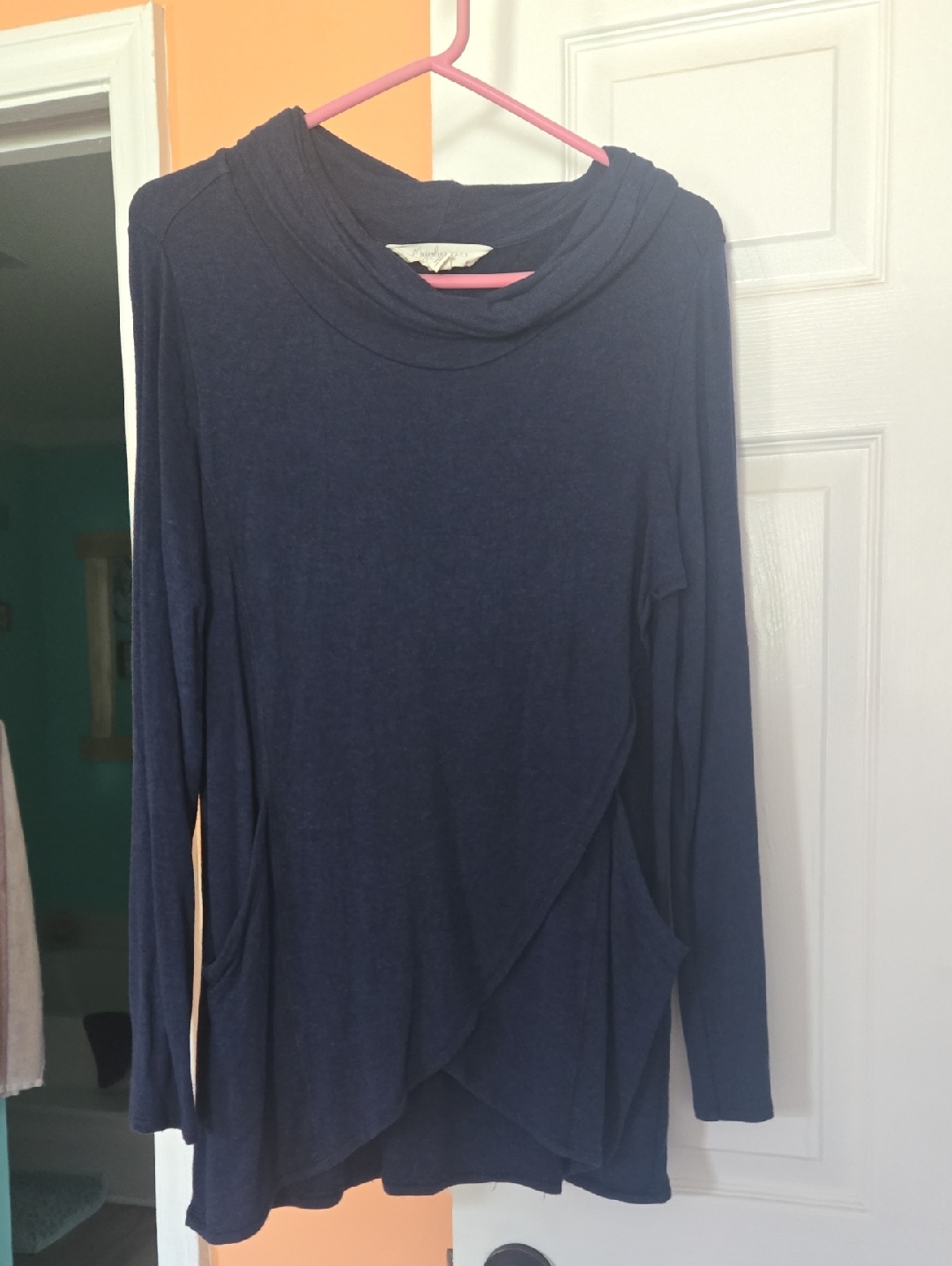 Women's Navy Cowl-Neck Long Sleeve Sweater